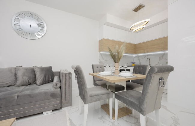 Luxurious Grey Apartment by Renters - Foto 9