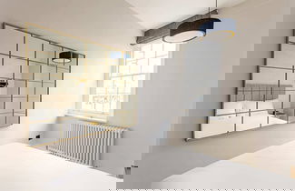 Foto 1 - Modern Edgware Apartment