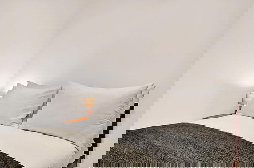 Foto 21 - Urban Retreat: Stylish 1-bed Bliss