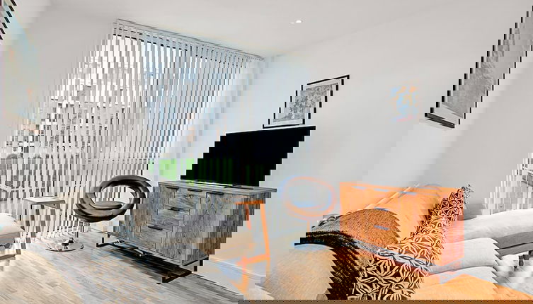 Foto 1 - Urban Retreat: Stylish 1-bed Bliss