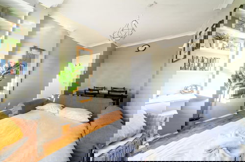 Foto 3 - Bright and Cosy Apartment in South London