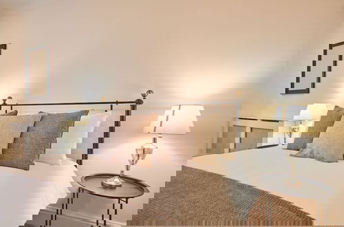 Foto 11 - Host Stay Regency Mansions Apartment