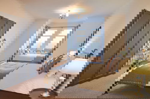 Foto 4 - Host Stay Regency Mansions Apartment