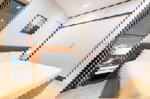 Photo 22 - Hapi Rivergate Apartment