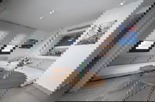 Foto 58 - Blue Whisper Luxury Living Suites