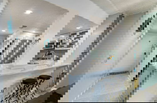 Photo 8 - Ocean and Racquet #5217