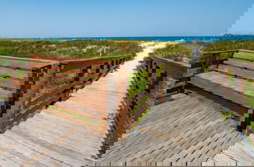 Photo 22 - Ocean and Racquet #5217