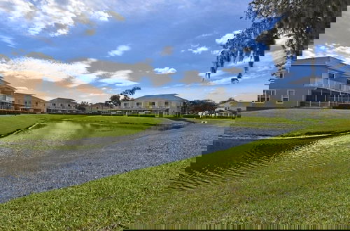 Foto 26 - Beautiful 3-bed 10 Minutes From Disney-17440 Serenity Resort 3 Bedroom Townhouse by RedAwning