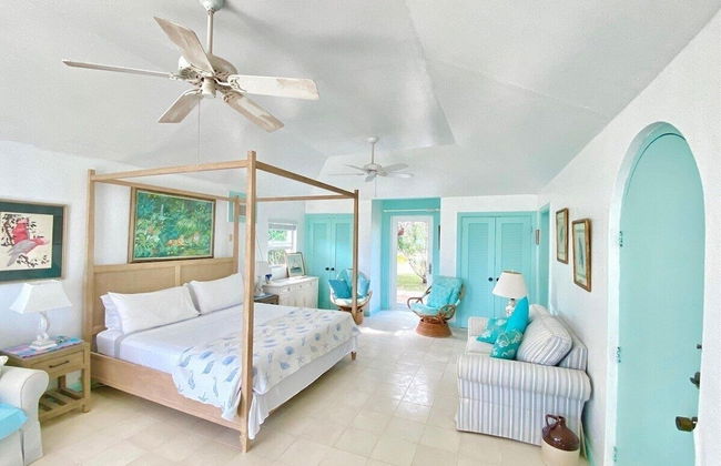 On The Rocks 5 Bedroom Home - Photo 3