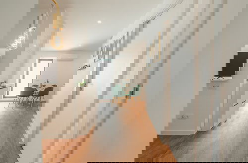 Foto 13 - Lapa Stylish Apartment B With Terrace by Vacationy