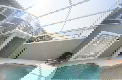 Foto 9 - Comfy Themed Home Private Pool Prime Location