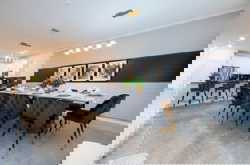 Foto 24 - Ultimate Luxury Retreat-star Wars Game Room More