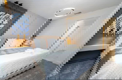 Foto 40 - Ultimate Luxury Retreat-star Wars Game Room More