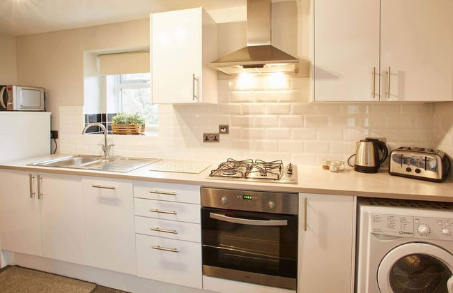 Host Stay Cosy Cottage - Photo 9