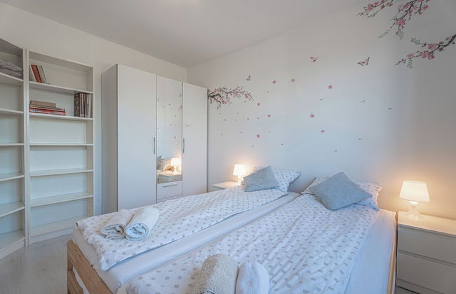 Serene Retreat Apartment St. Anton - Photo 2