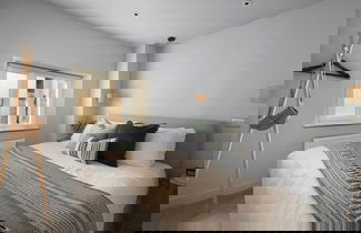 Photo 2 - St Catherine s Hospital - Superior Apartment