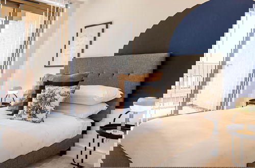 Foto 3 - Crystal Palace Charm One-bedroom by Sojo Stay