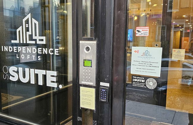 Sosuite 2BR Penthouse w W D Gym On-site Bar - Foto 8