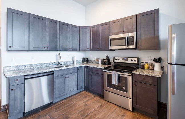 Sosuite 2BR Penthouse w W D Gym On-site Bar - Foto 10