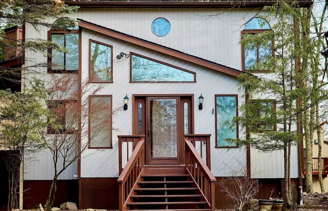 Luxury Family Escape Hottub/sauna/billiard/pool 4 Bedroom Home by RedAwning - Foto 36