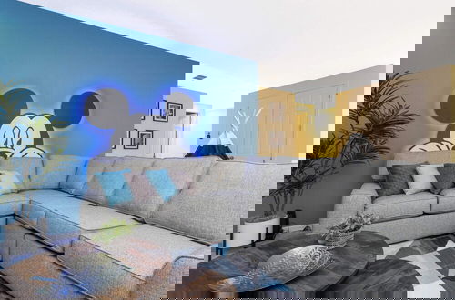 Foto 11 - Wonderful 9BD 6BA Mariogamer Solararesort Sleep 22