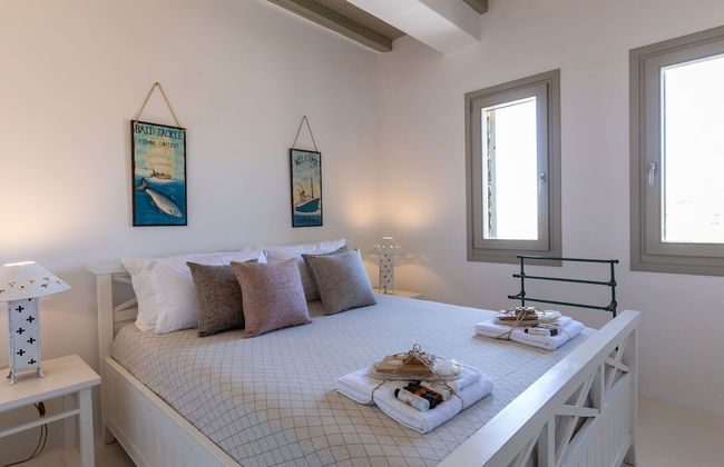 Lagoon Villa Mykonos - Photo 1