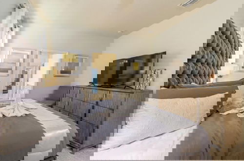 Foto 4 - Bright Elegant Home at Solterra Resort Sol103