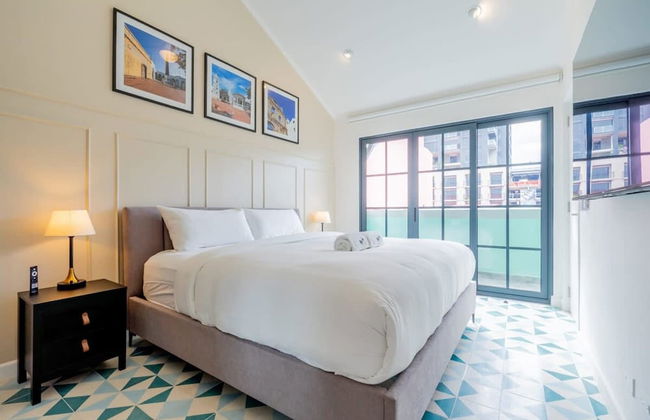 w Cozy 1BR in Santa Ana - Photo 3