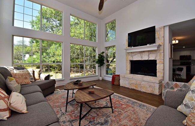Dreamy Dripping Springs Near Parks, Hiking & More! - Foto 1
