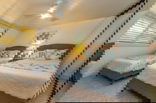 Foto 23 - Polo Beach Club Two Bedrooms - Sleeps 6 by Coldwell Banker Island Vacations