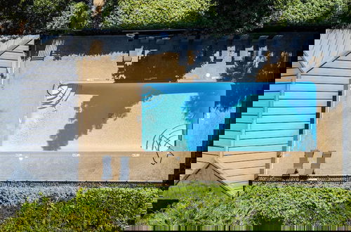 Foto 40 - Private Pool, Golf Cart, Steps to the Beach