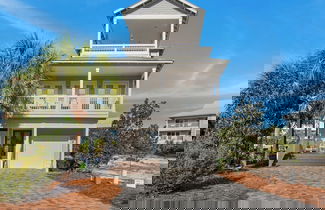 Foto 1 - Private Pool, Golf Cart, Steps to the Beach