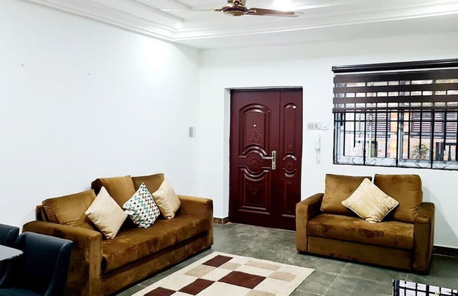 Modern Comfy & Quiet Close to Highway - Foto 14