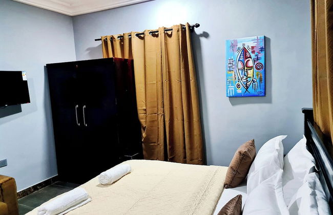 Modern Comfy & Quiet Close to Highway - Foto 2