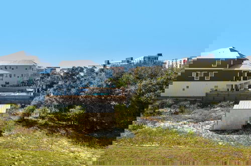 Photo 38 - .2 Miles From Beach, Bright and Modern Townhome, 3bd, 3bth