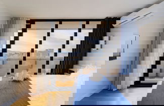 Foto 1 - Home Hub