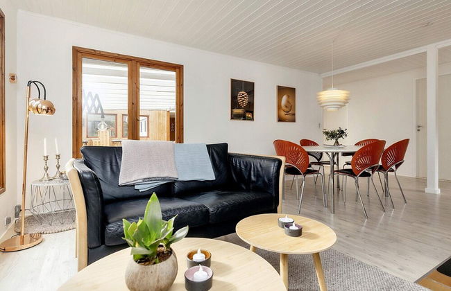 8 Person Holiday Home in Oksbol - Foto 20