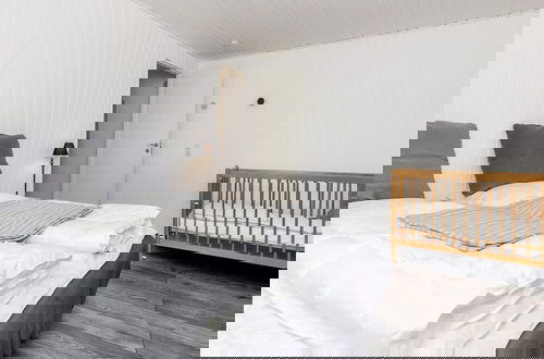 Foto 5 - 8 Person Holiday Home in Oksbol