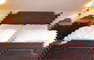 Photo 2 - 8 Person Holiday Home in Skudeneshavn-by Traum