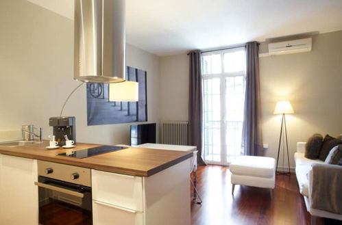 Photo 38 - BarcelonaForRent Urban Town Suites