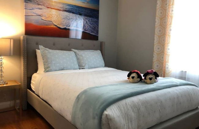 6149 Sandcrest · Next TO Universal. 8 Beds. Pool. Very Clean - Foto 1