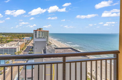 Photo 22 - Beachfront Anderson Condos by Hosteeva