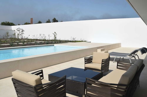 Foto 18 - Modern Villa in Obidos Lisbon With Garden and Pool