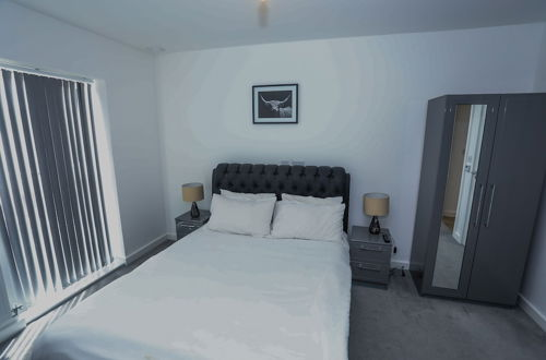 Foto 3 - Exquisite One Bed Apartment