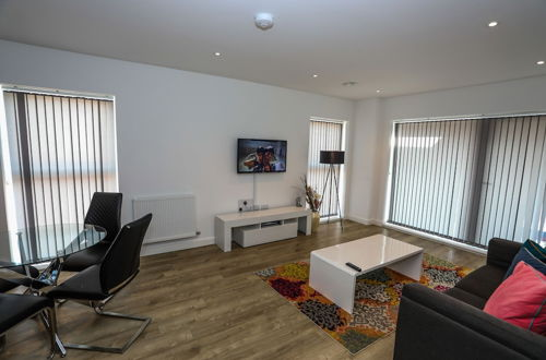 Photo 15 - Captivating 1-bed Apartment in London
