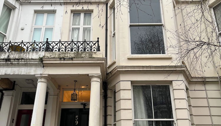 Photo 1 - Longridge Road Apartments