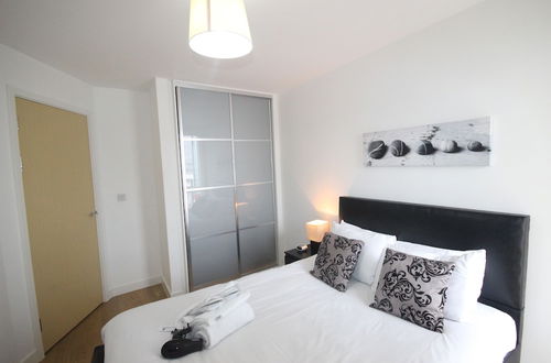 Photo 2 - Cotels at the Hub Serviced Apartments