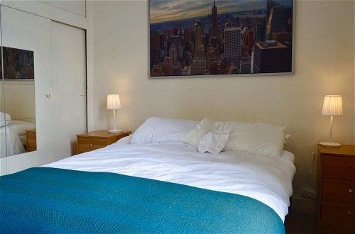 Foto 4 - Sophisticated and Bright One Bed in Leith