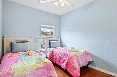 Photo 9 - Shv1172ha - 4 Bedroom Townhome In Coral Cay Resort, Sleeps Up To 8, Just 6 Miles To Disney