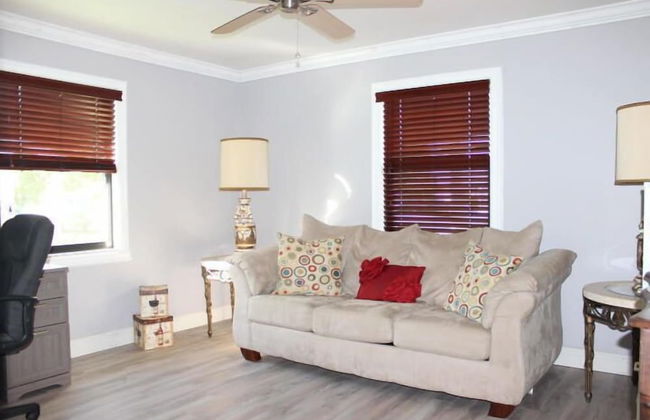 FloridaCozyVilla - Photo 11